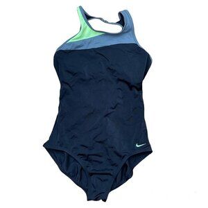 NIKE One Piece Swimsuit with Bult in Bra size M